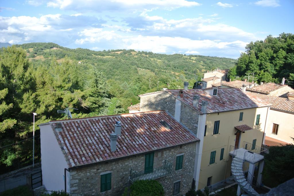 โลกันดา ลา ปิเอเว โฮเทล Hotel Semproniano ภายนอก รูปภาพ
